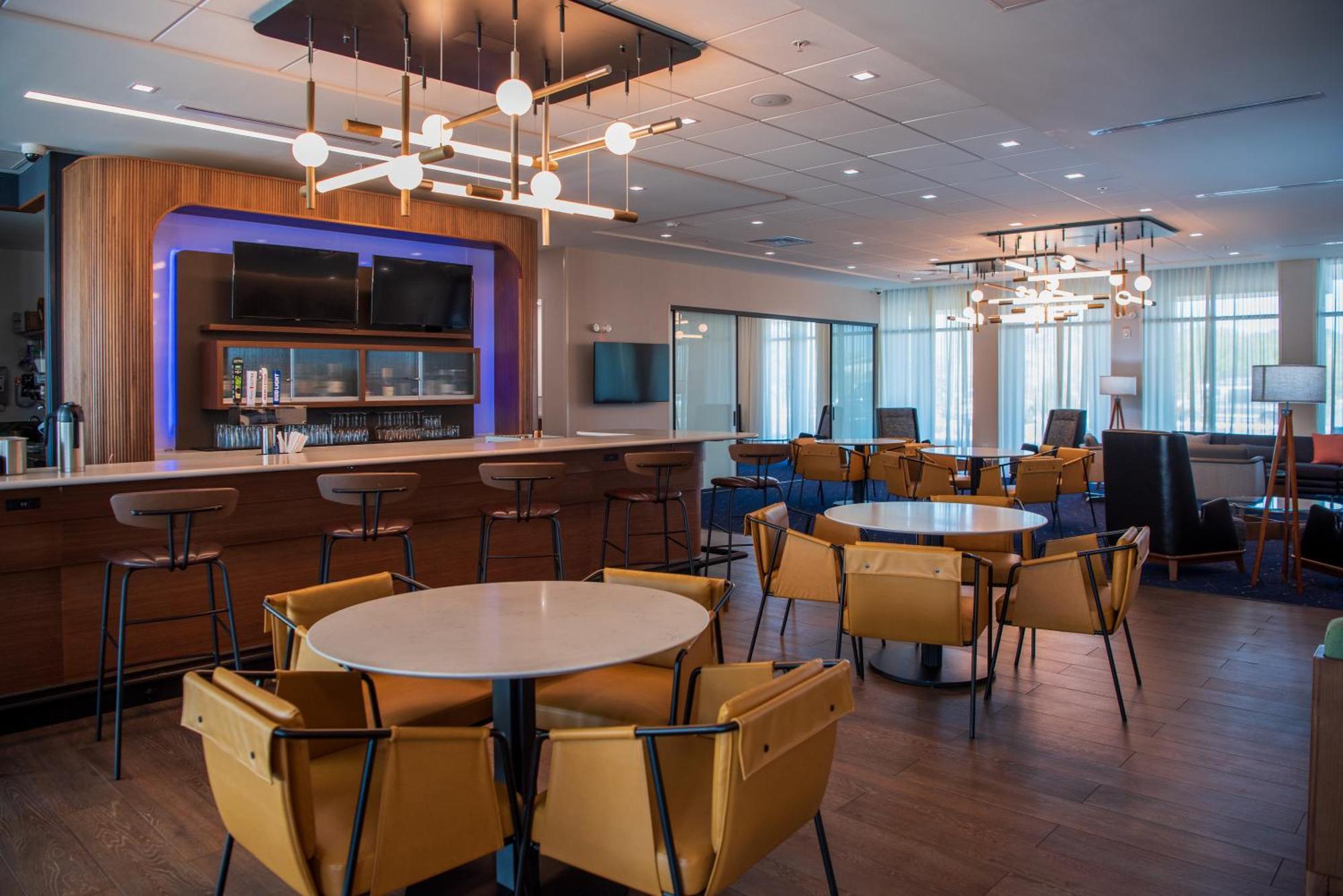 Courtyard By Marriott Lake City Eksteriør bilde